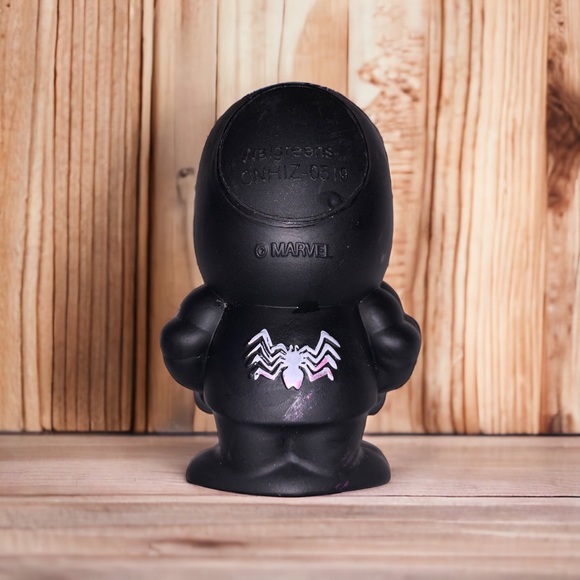 Walgreens Exclusive Marvel Venom Figure can squirt slime - Picture 2 of 3